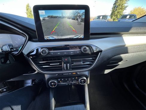 Certified 2021 Ford Escape SEL image 15