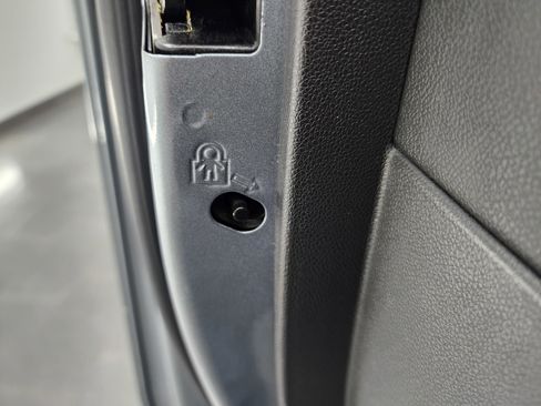 Used 2024 GMC Sierra 2500 SLE w/ SLE Value Package; image 42