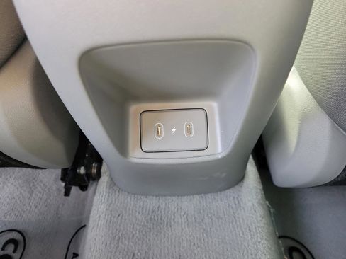 Used 2025 Hyundai Elantra Sport image 7