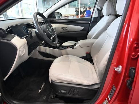 Used 2023 Hyundai Tucson SEL w/ Convenience Package AWD/4WD image 9