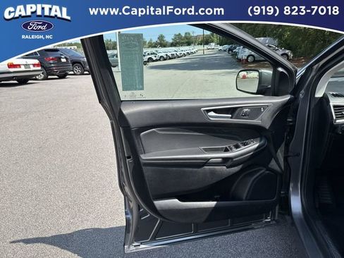 Certified 2024 Ford Edge Titanium image 19