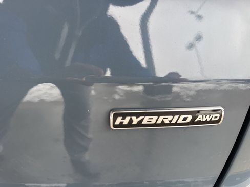 Certified 2024 Ford Escape ST-Line Elite w/ Premium Technology Package image 17