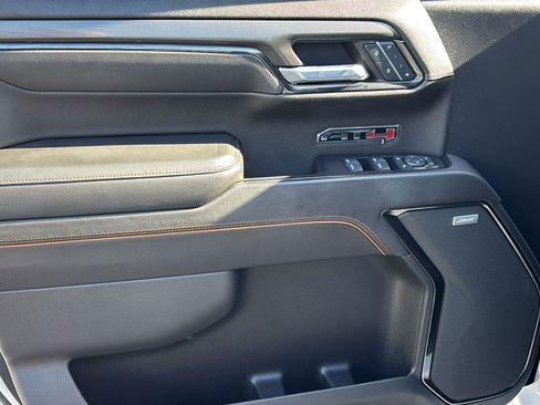 Certified 2022 GMC Sierra 1500 AT4 w/ AT4 Premium Package image 16