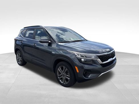 Certified 2023 Kia Seltos S AWD/4WD image 4