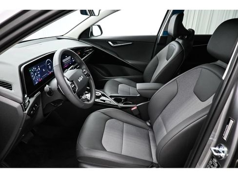 New 2026 Kia Niro Wind w/ Wind Preserve Package FWD image 18