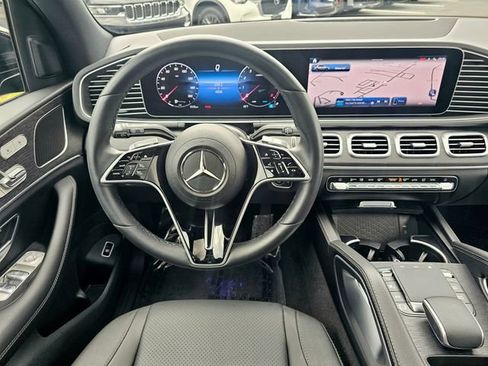 Certified 2025 Mercedes-Benz GLE 450 4MATIC w/ AMG Line Exterior image 32