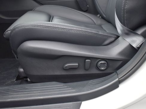 Certified 2023 Subaru Outback Limited image 14