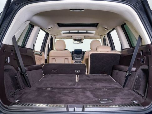 Used 2019 Mercedes-Benz GLS 450 4MATIC image 29