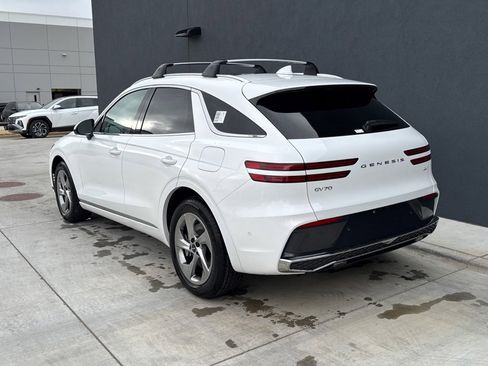 New 2026 Genesis GV70 2.5T Advanced image 24