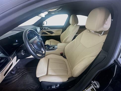 Used 2023 BMW i4 eDrive35 w/ Premium Package RWD image 13