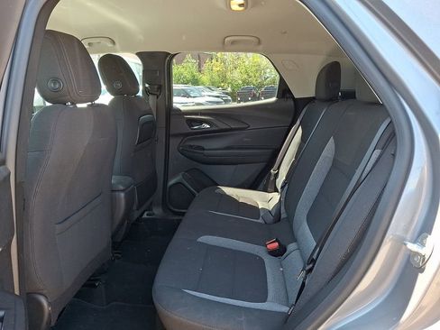 Used 2023 Chevrolet TrailBlazer LT w/ Convenience Package AWD/4WD image 10