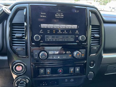Used 2023 Nissan Titan PRO-4X w/ Pro-4x Convenience Package AWD/4WD image 16
