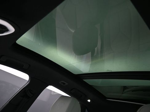 New 2025 Porsche Macan S image 26