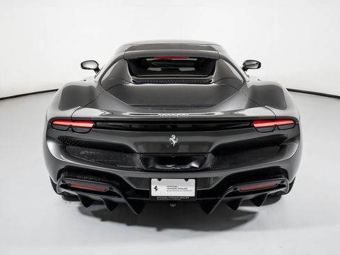 Used 2023 Ferrari 296 GTS RWD image 15