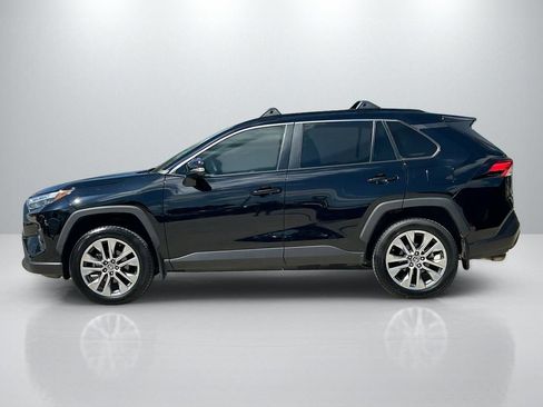 Used 2024 Toyota RAV4 XLE Premium FWD image 8