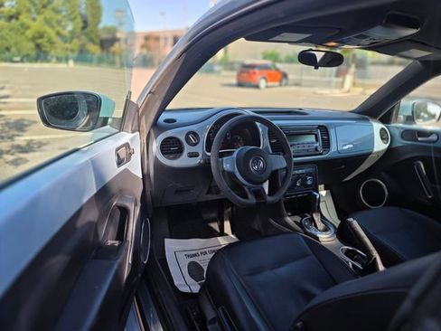 Used 2012 Volkswagen Beetle 2.5 FWD image 35