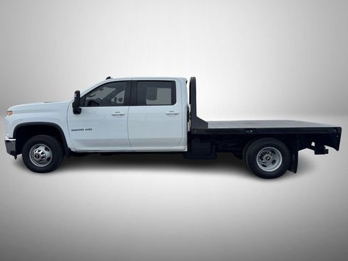 Used 2022 Chevrolet Silverado 3500 LT w/ Convenience Package AWD/4WD image 5