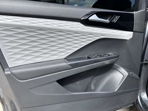 Used 2023 Volkswagen Taos S image 16