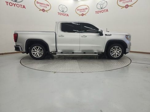 Used 2020 GMC Sierra 1500 SLT image 3