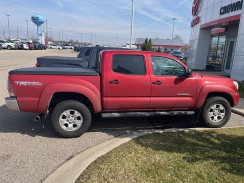 Used 2012 Toyota Tacoma 4x4 Double Cab w/ TRD Off-Road Pkg image 8