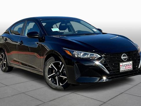 New 2025 Nissan Sentra SV image 2