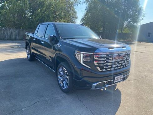 New 2026 GMC Sierra 1500 Denali w/ Denali Reserve Package image 8
