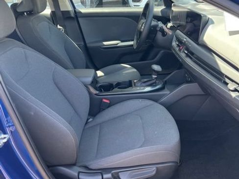 Used 2025 Kia K4 FWD image 30