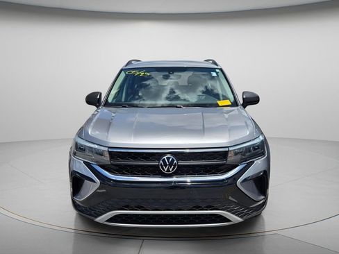 Used 2023 Volkswagen Taos S FWD image 3