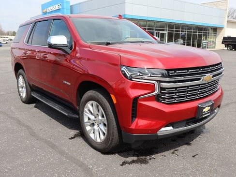 Used 2022 Chevrolet Tahoe Premier w/ Premium Package 2 AWD/4WD image 2