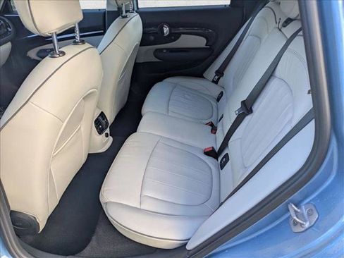 Used 2018 MINI Cooper Clubman S image 19