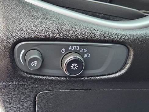 Used 2019 Chevrolet Malibu LT FWD image 13