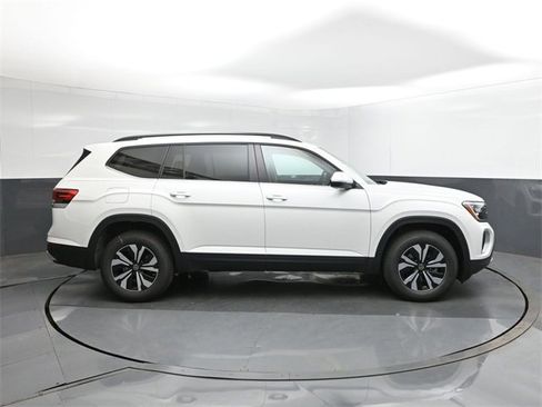 New 2026 Volkswagen Atlas SE image 26
