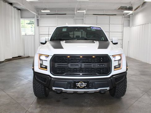 Used 2019 Ford F150 Raptor w/ Equipment Group 802A Luxury AWD/4WD image 3
