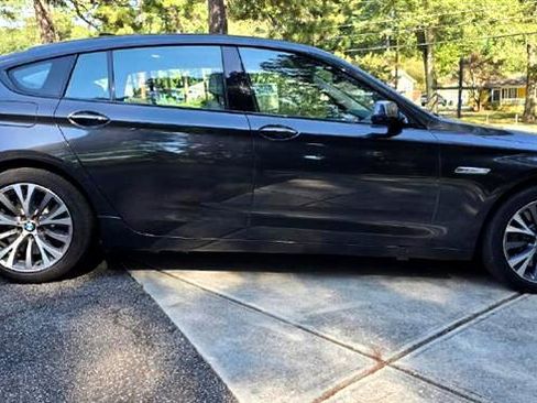 Used 2012 BMW 550i Gran Turismo w/ Driver Assistance Pkg image 25