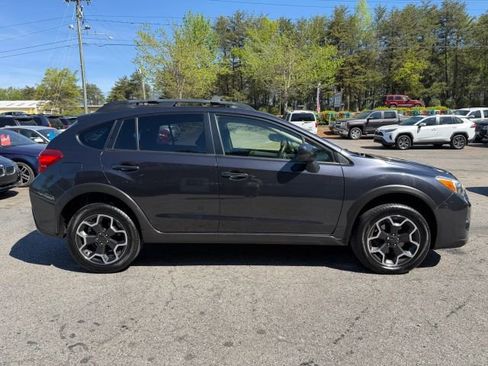 Used 2014 Subaru Crosstrek 2.0i Premium AWD/4WD image 6