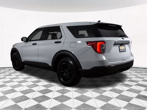 Used 2021 Ford Explorer 4WD w/ Class III Trailer Tow Package image 16