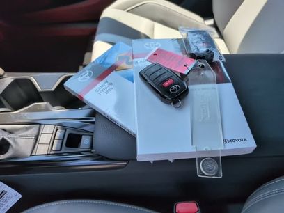 Used 2026 Toyota Camry SE w/ Convenience Package