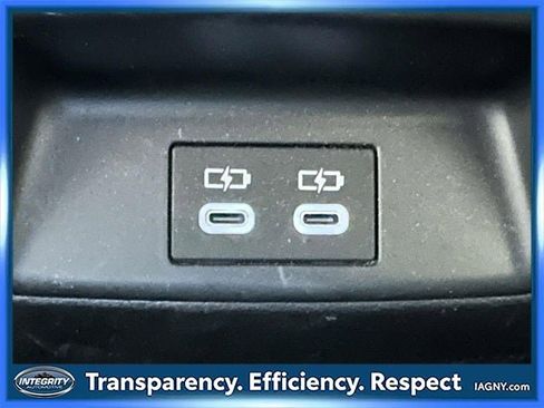 Certified 2024 Toyota Corolla LE image 33