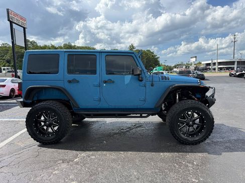 Used 2015 Jeep Wrangler Unlimited Sport w/ Quick Order Package 24S AWD/4WD image 7