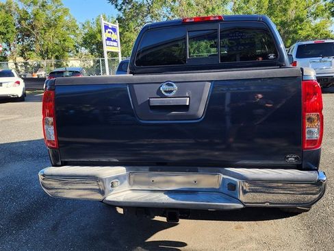 Used 2017 Nissan Frontier SV image 14