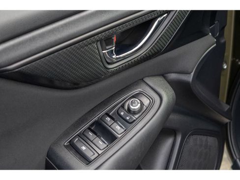 Certified 2025 Subaru Outback Premium AWD/4WD image 19