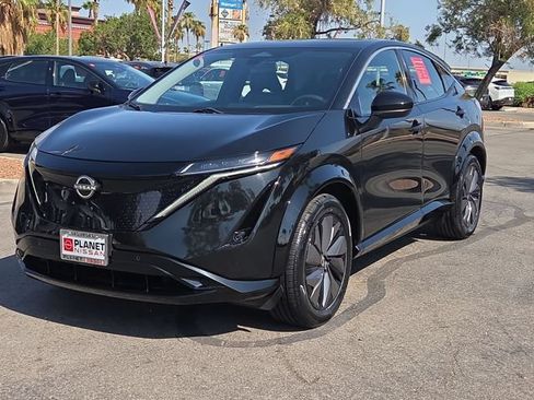 Certified 2023 Nissan Ariya FWD image 2