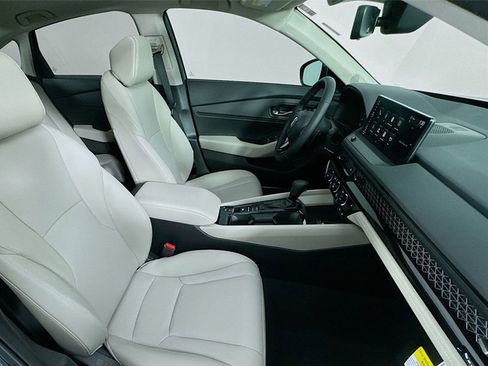 Certified 2025 Honda Accord EX-L image 37