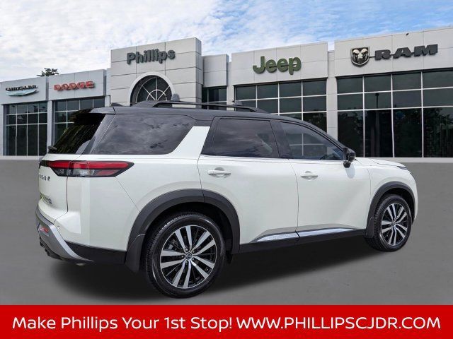 Used 2023 Nissan Pathfinder Platinum w/ Cargo Package AWD/4WD image 3