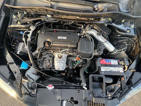 Used 2017 Honda Accord EX-L image 59