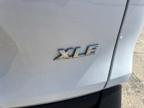 Used 2024 Toyota RAV4 XLE FWD image 13