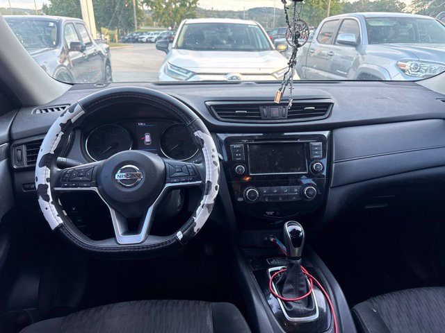 Used 2019 Nissan Rogue S FWD image 20