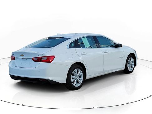 Used 2024 Chevrolet Malibu LT image 4