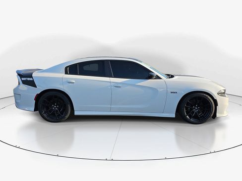 Used 2023 Dodge Charger Scat Pack w/ Daytona Edition Group RWD image 2