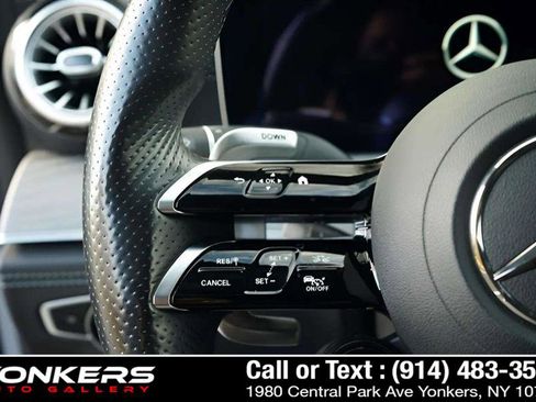 Used 2022 Mercedes-Benz AMG GT 43 image 35